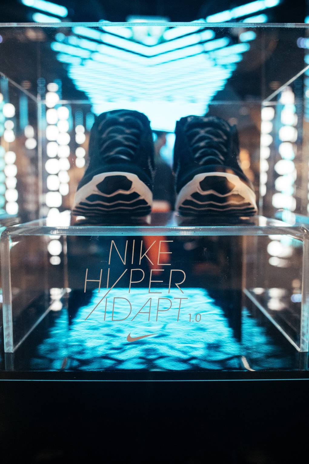 tinker hatfield self lacing shoes
