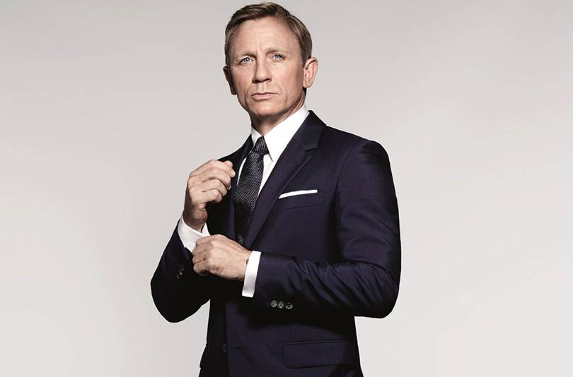 World exclusive images of Daniel Craig as James Bond from Spectre ...