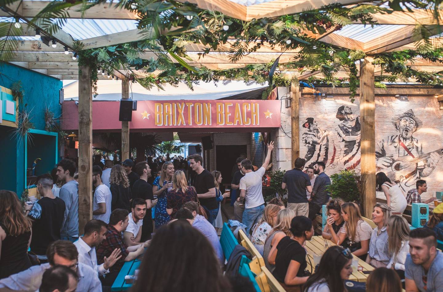 Rooftop bars London from Radio rooftop bar to Dalston Roof Gardens