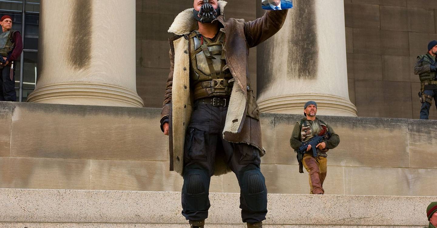 What is Bane's mask for? What Does it do? The Dark Knight Rises ...